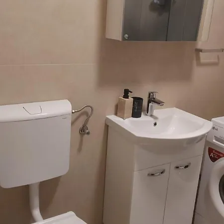 Apartment Milestone Split