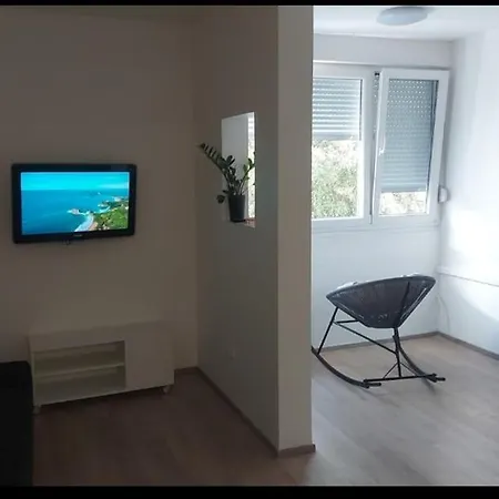 Apartment Milestone Split